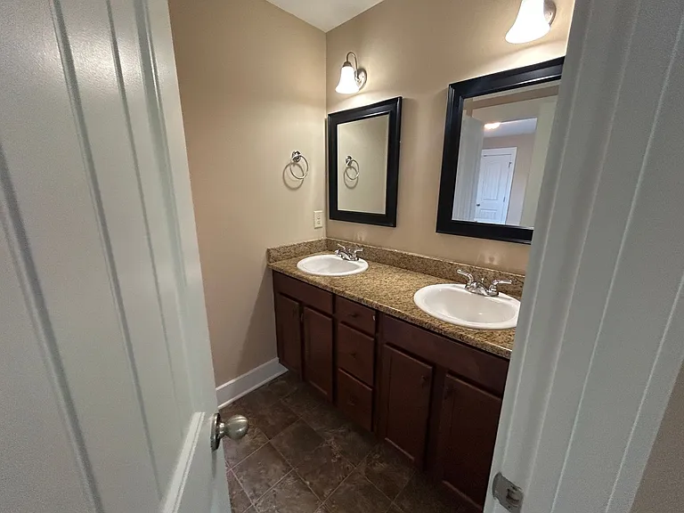 3827 Glenhaven Rd — Photo 31