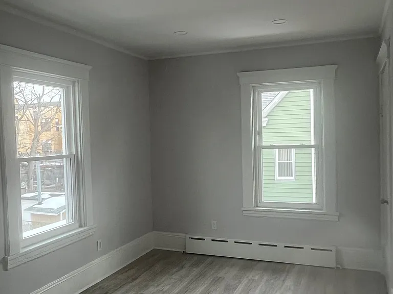 355 S Columbus Ave #2 — Photo 4