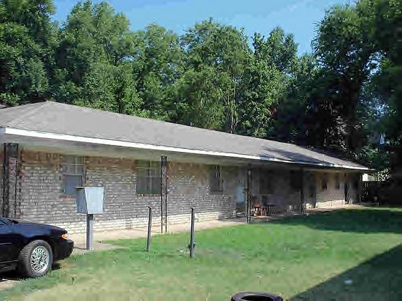4th image of 409 W Taylor St