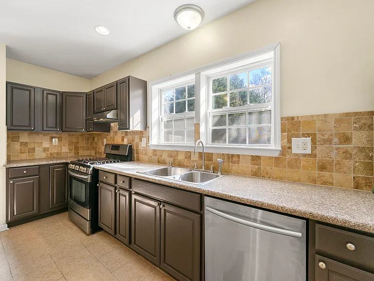 1251 Irwin Lake Way — Photo 35