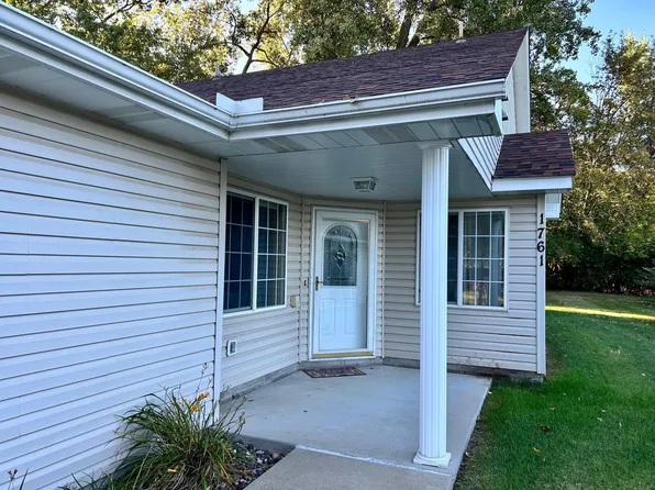 1761 Ojibway Dr, Centerville, MN 55038