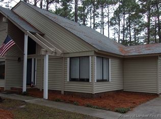 6862 Towbridge Rd, Fayetteville, NC 28306