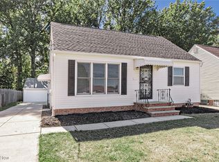 30402 Forest Grove Rd, Eastlake, OH 44095