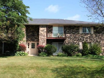 4909 Scotts Way, Racine, WI, 53402