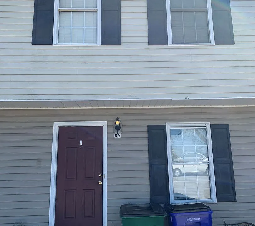85 Majestic Dr