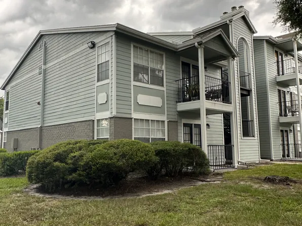 2550 N Alafaya Trl, Orlando, FL
