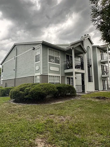 2550 N Alafaya Trl Photo 1