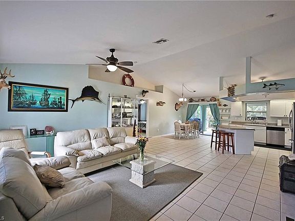 4th image of 3623 Oasis Blvd