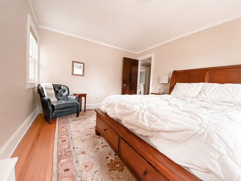 61 Lexington Pkwy — Photo 13