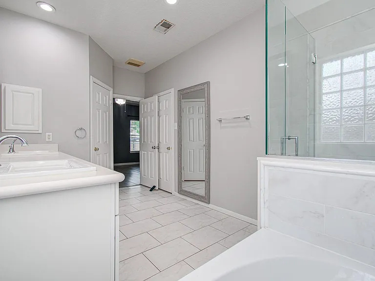 3631 Sunset Meadows Dr — Photo 34
