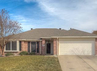1009 Doreen St, White Settlement, TX 76108