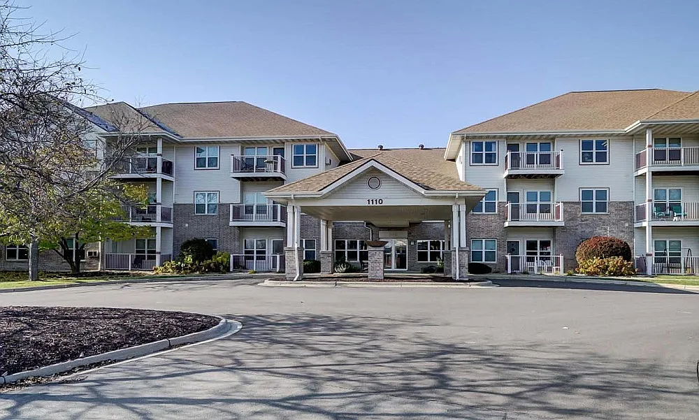 Sherman Glen Senior Aaartments — Photo 1