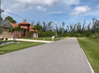15555 Applewhite Cir, Port Charlotte, FL 33981