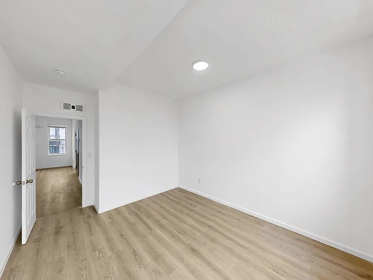 1644 Atlantic Ave #2 — Photo 3