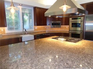 1601 Night Wind Dr, Las Vegas, NV 89117