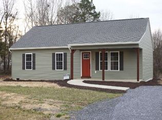 1 Evergreen Ct, Grottoes, VA 24441