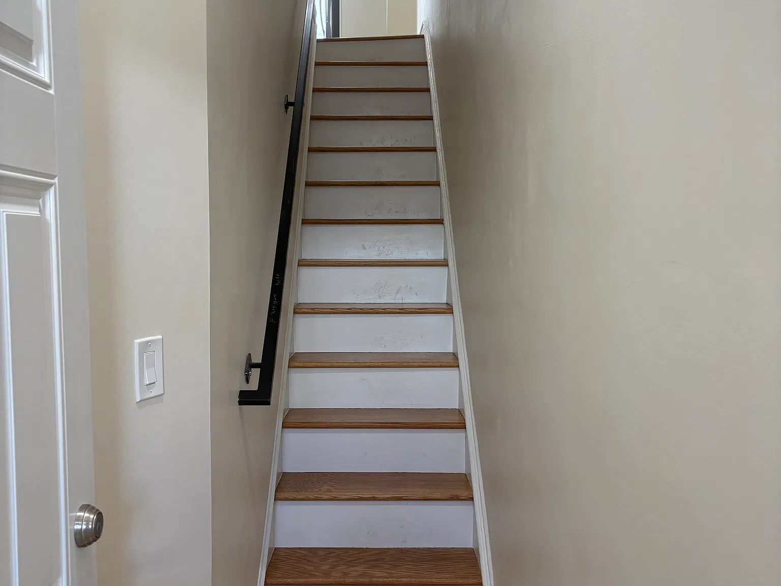 2 bed, 1100 sqft, $2,450 — Photo 3
