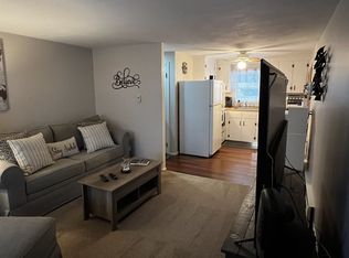 1 Perry Dr APT 3, Danvers, MA 01923