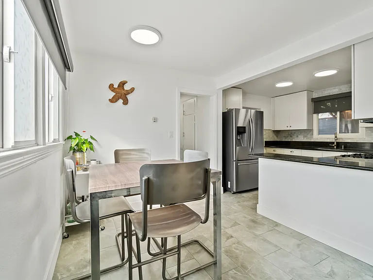 3539 Caspian Ave — Photo 15