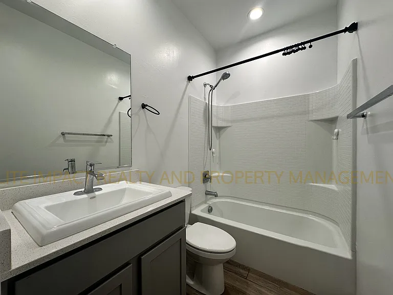 11112 S Weismann Dr — Photo 7