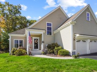 11 Julia Dr, Bellingham, MA 02019