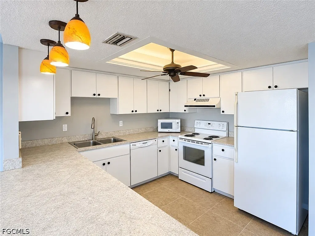 2 bed, 2.0 bath, 1150 sqft, $1,650 — Photo 4