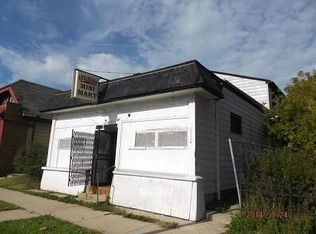2922 W Atkinson Ave, Milwaukee, WI 53209