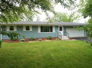 2619 17th Ter NW, New Brighton, MN 55112