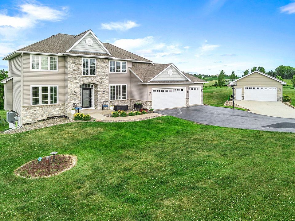 1st image of 24678 Churchview Cir