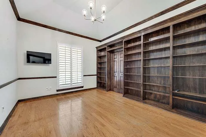 806 Shadow Glen Dr — Photo 7