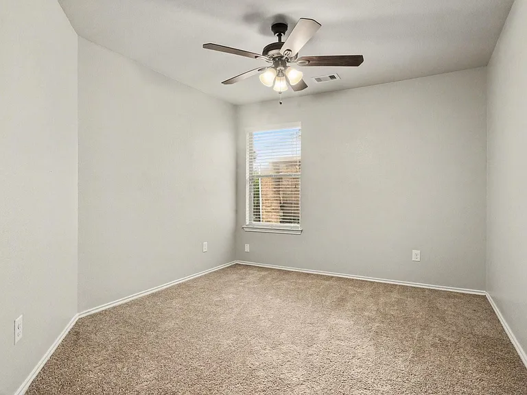 21622 Messara Ct — Photo 19