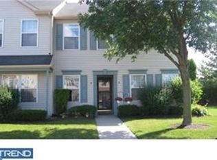 2 Foxglove Dr #2, Delran, NJ 08075