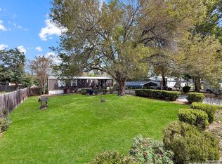 1521 PECAN DR NW, McQueeney, TX 78123