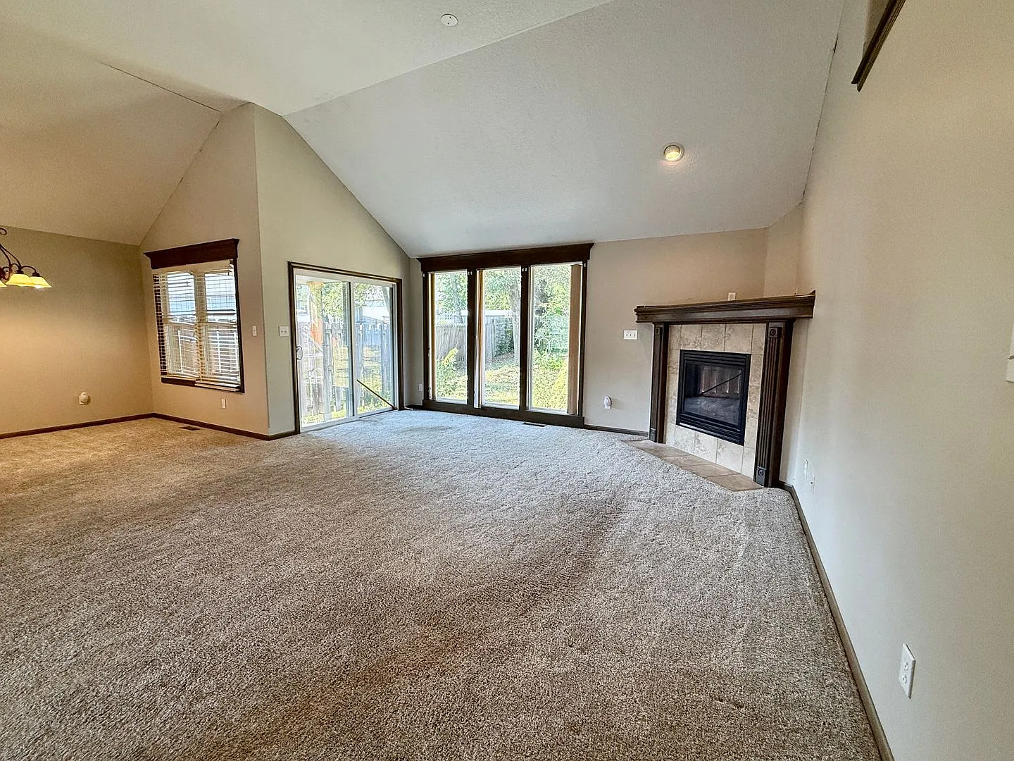Main-Floor Living with 3 Bedrooms and a Finished Basement — Photo 4