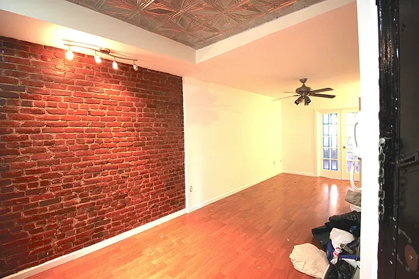 Rented by (Legacy) NY 101, Inc. | media 5