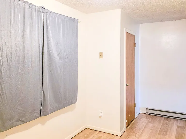 1001 Flanders Ln #102 — Photo 7