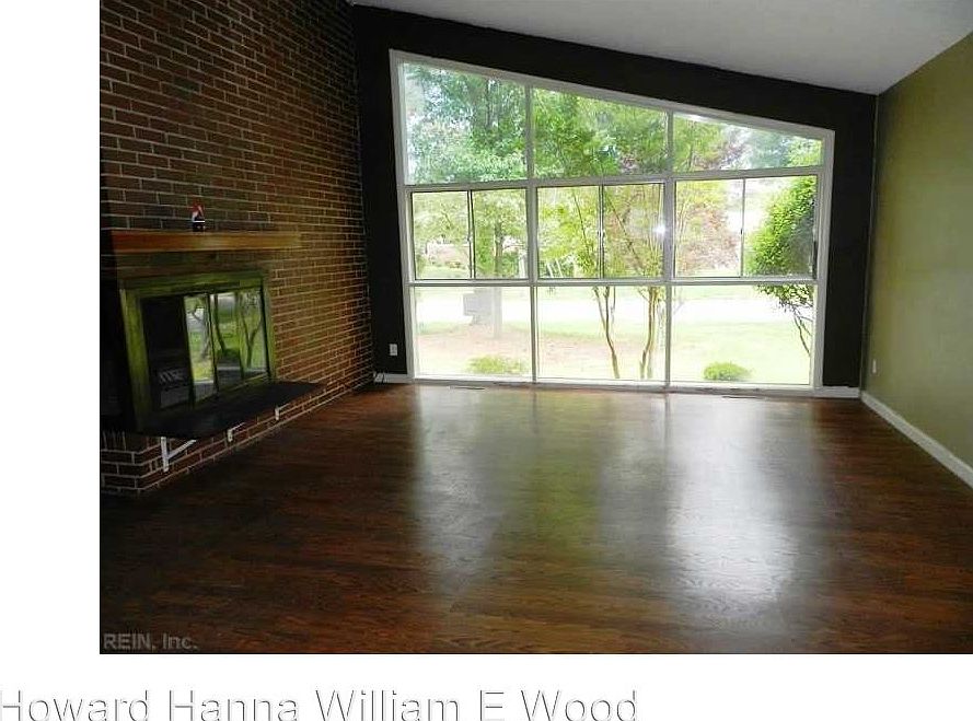 2nd image of 3712 Edinburgh Dr