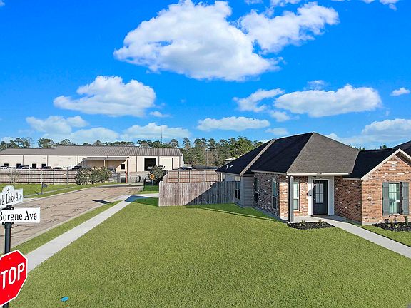3rd image of 28350 Lake Borgne Dr