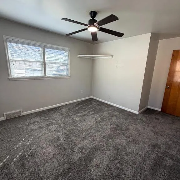 721 Robins Ave — Photo 8