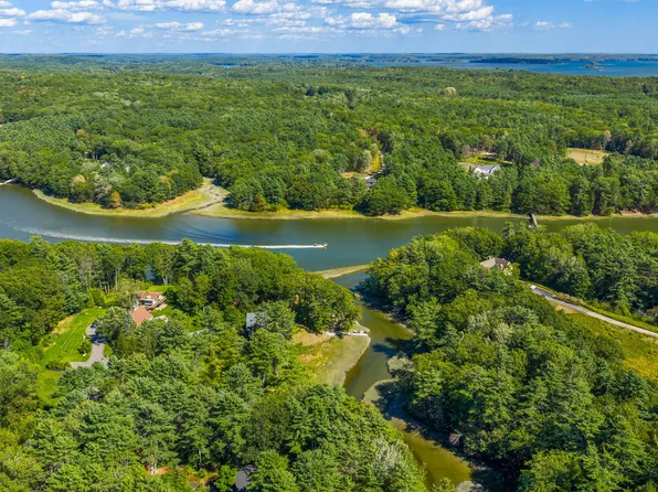 17 Spar Circle, Yarmouth, ME 04096