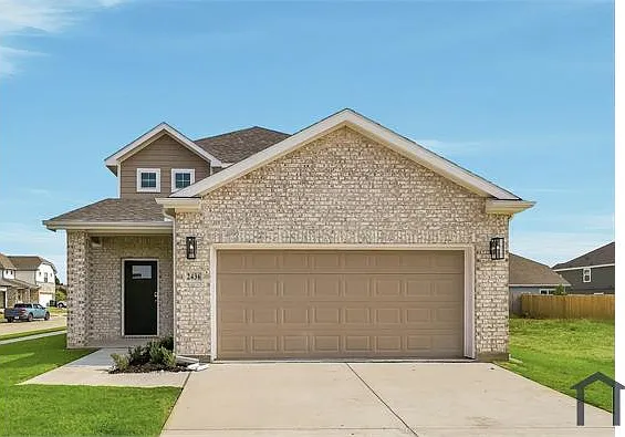6 bed, 2822 sqft, $4,400 — Photo 1