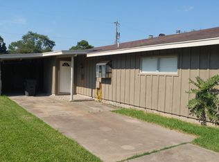 290 S Clover St, Bridge City, TX 77611