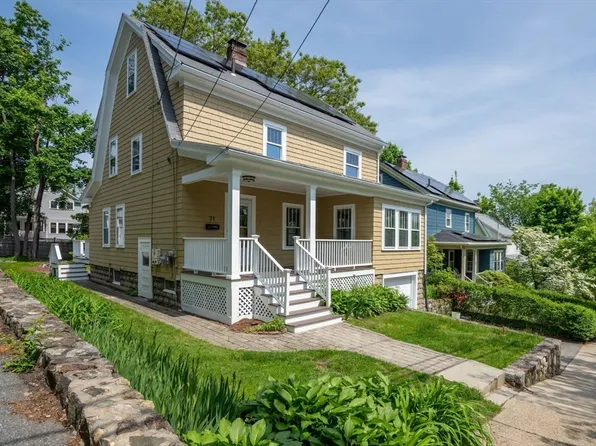 71 Menotomy Rd, Arlington, MA 02476