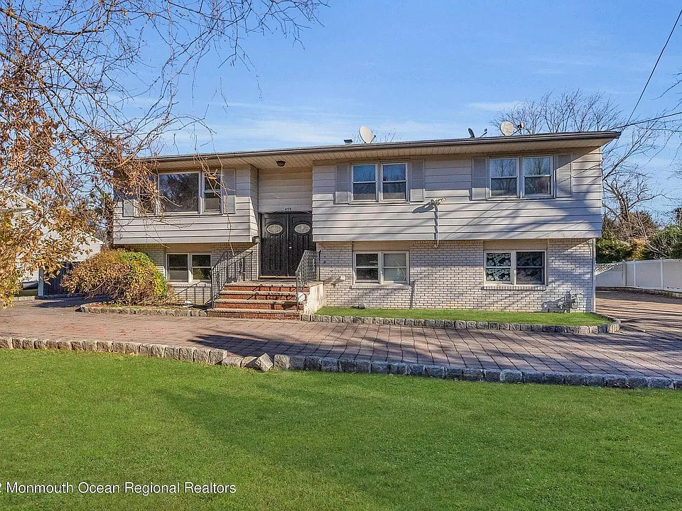 459 Norwood Ave