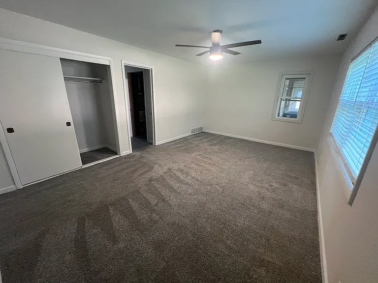 52 Jones St #3850 — Photo 7