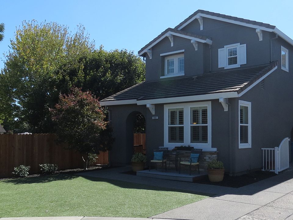 1st image of 916 Westbury Ct