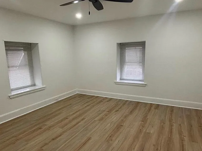 320 Loney St #C — Photo 7