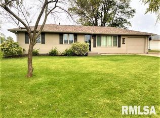 114 W Glen St, East Peoria, IL