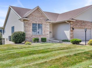 5331 Friendship Dr, Davenport, IA 52804