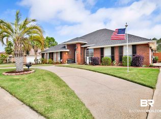 331 Manchester Ln, Foley, AL 36535